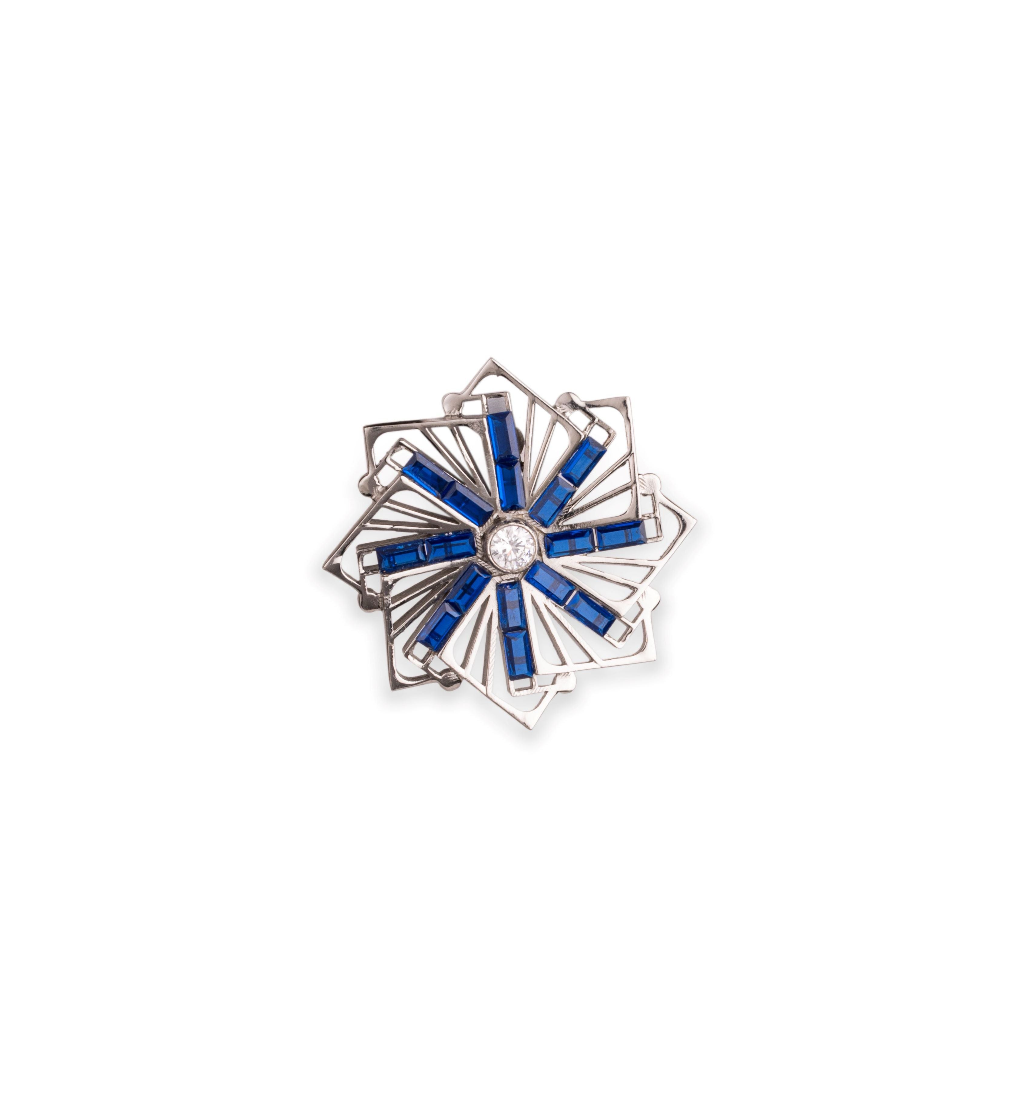 CAREE SILVER PENDANT