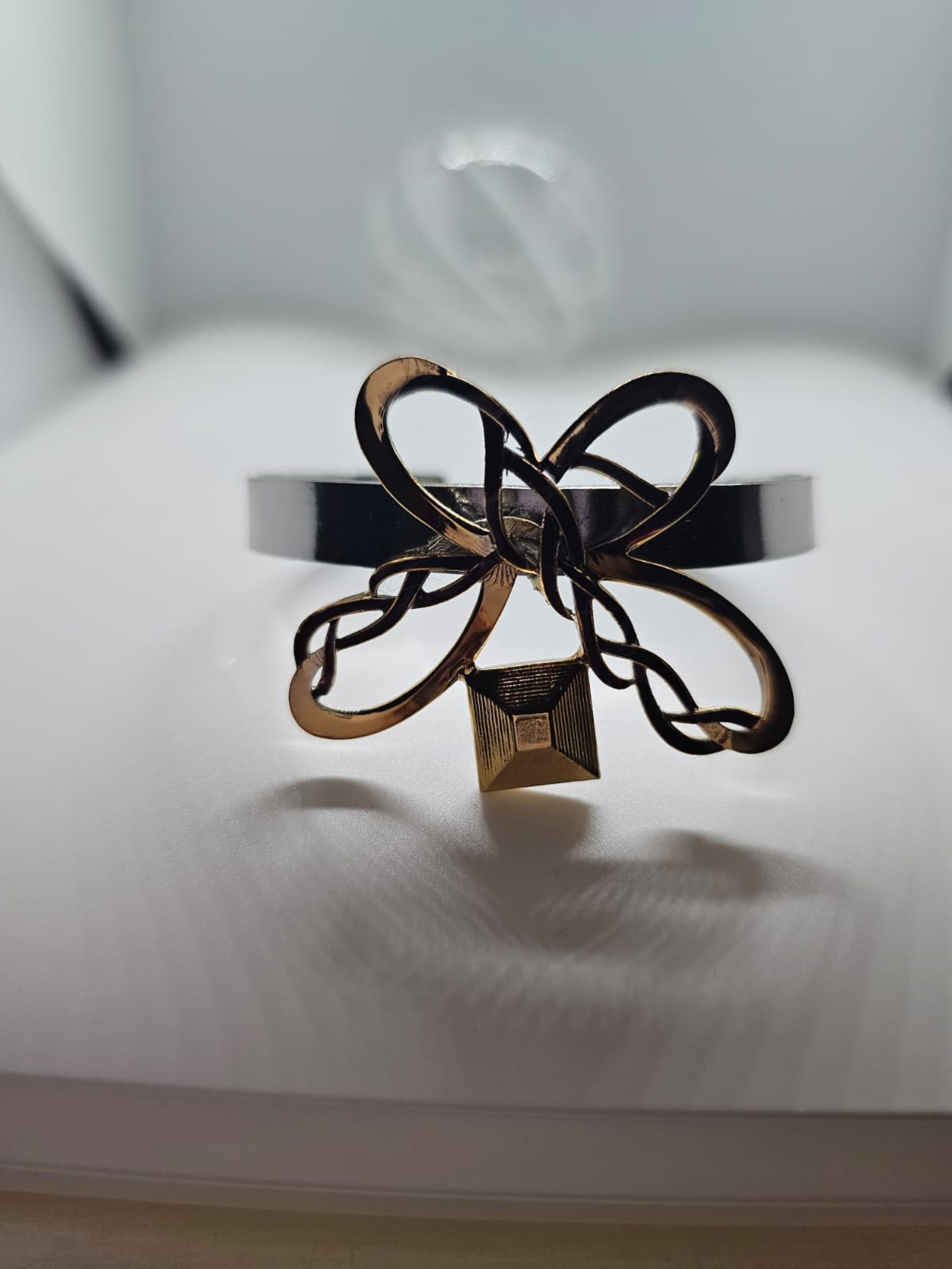 INIFINITY BRACELET