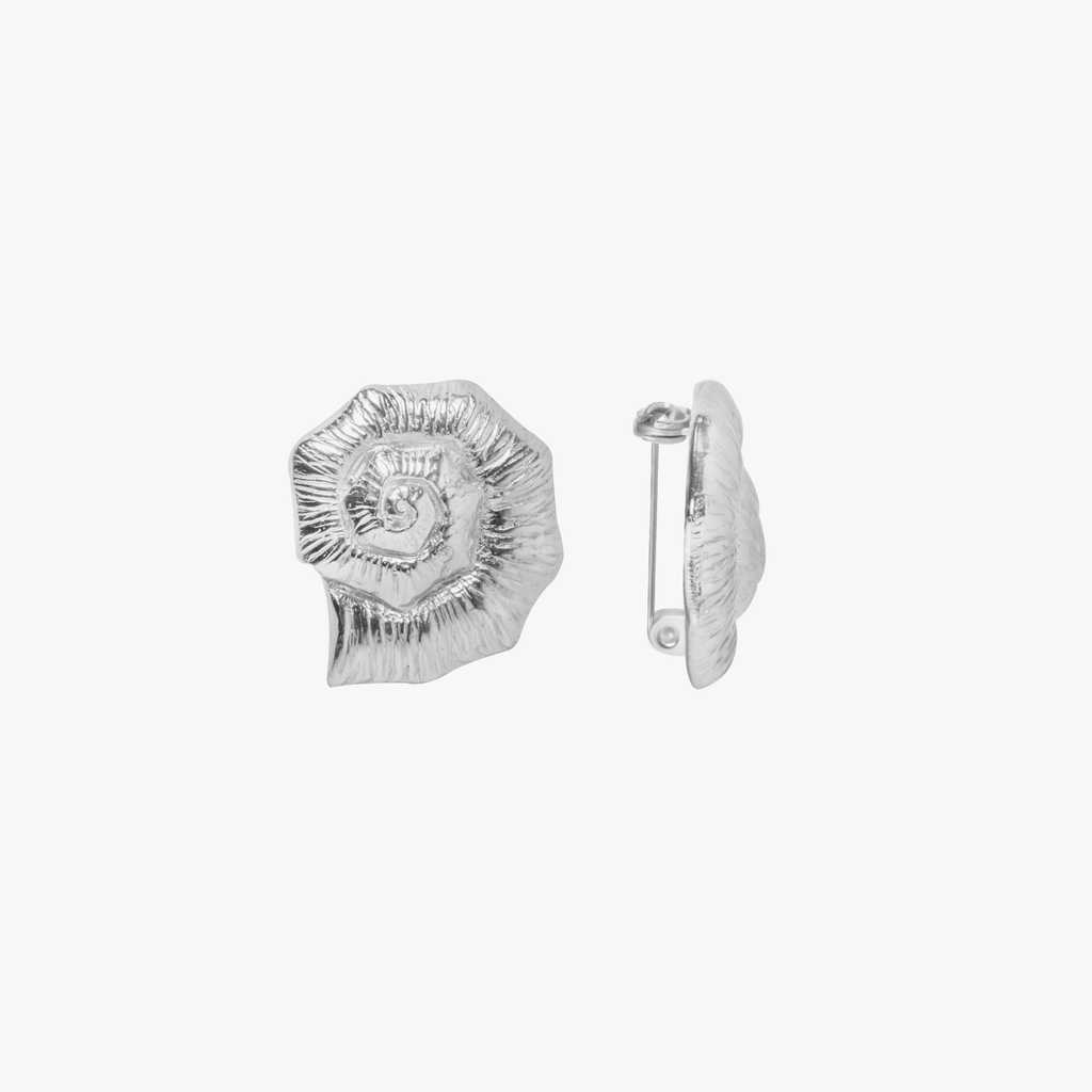 Knobbed Whelk Link Brooch - Silver Tone