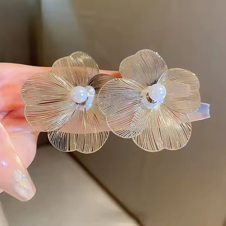 Flower Shaped Pearl Earrings