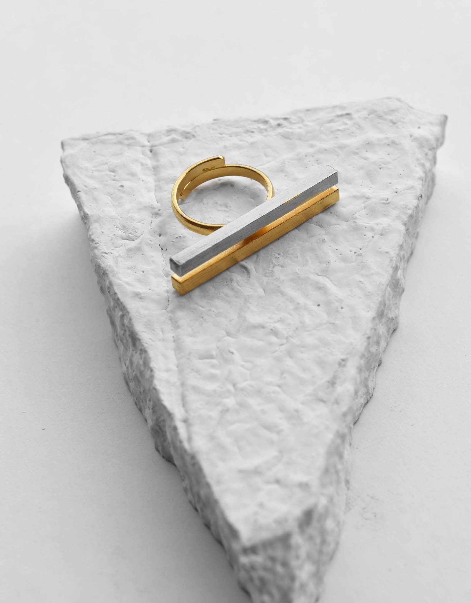 OBLIQUE