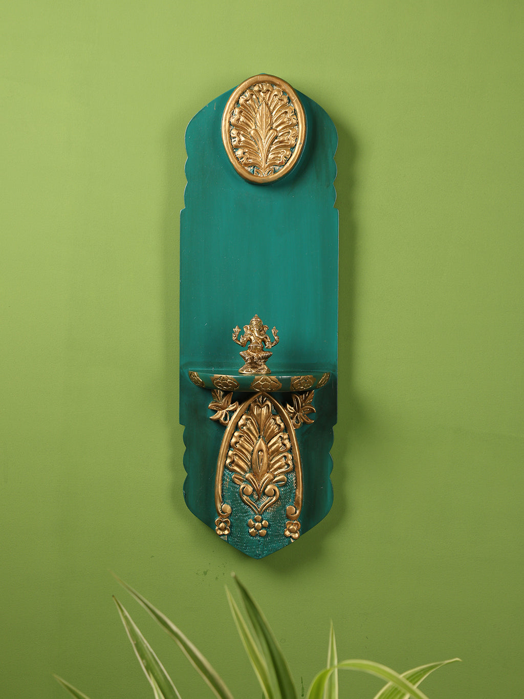 WOODEN WAL BRACKET