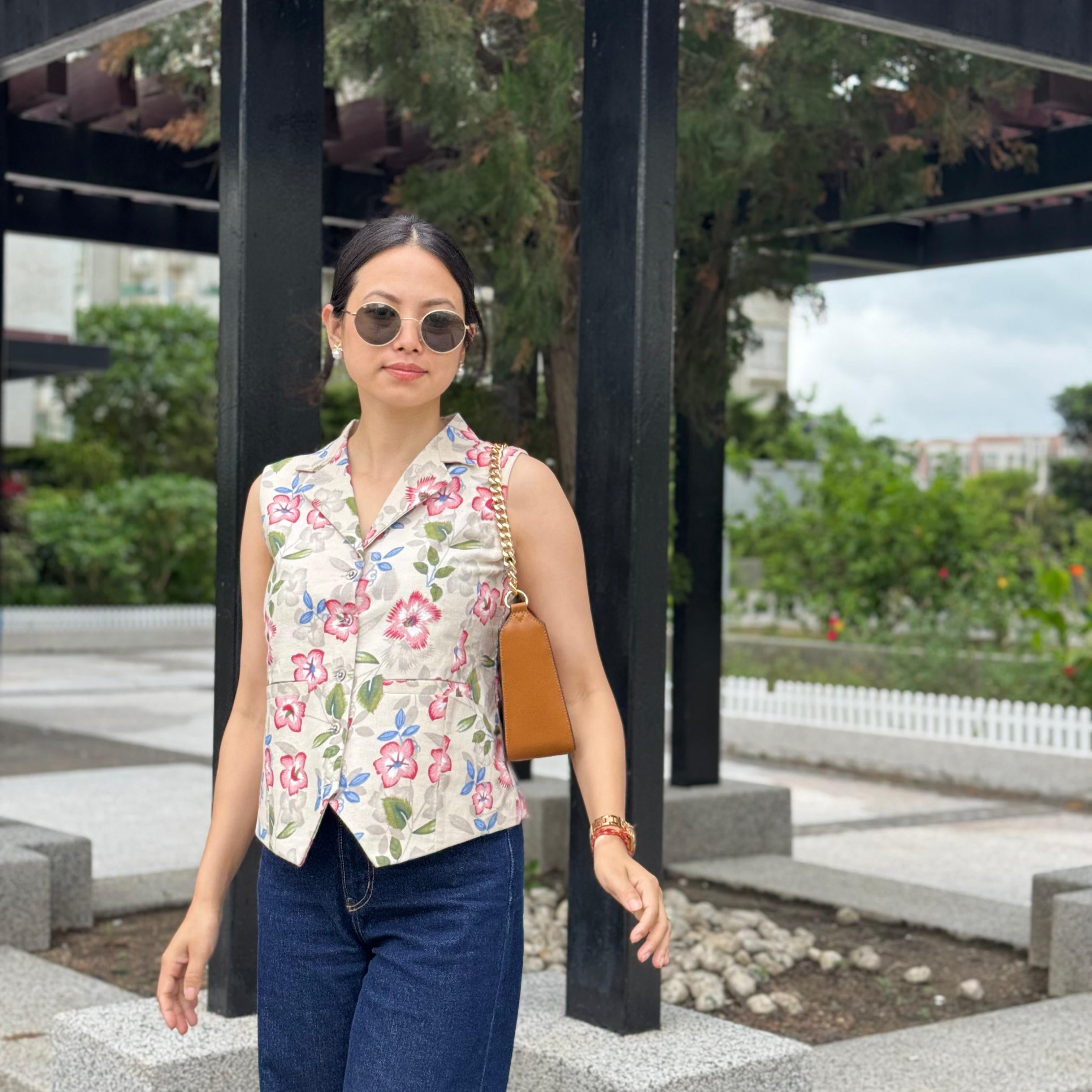 Petunia vest