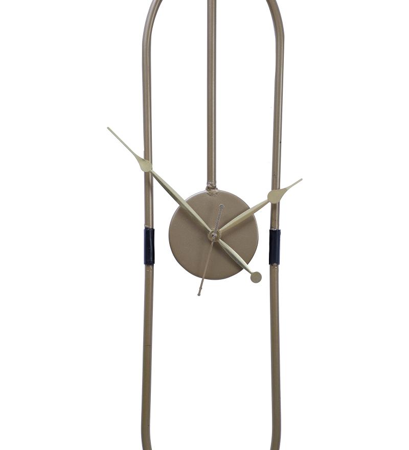 Amaya Decors Gold Pipe Oval Clock