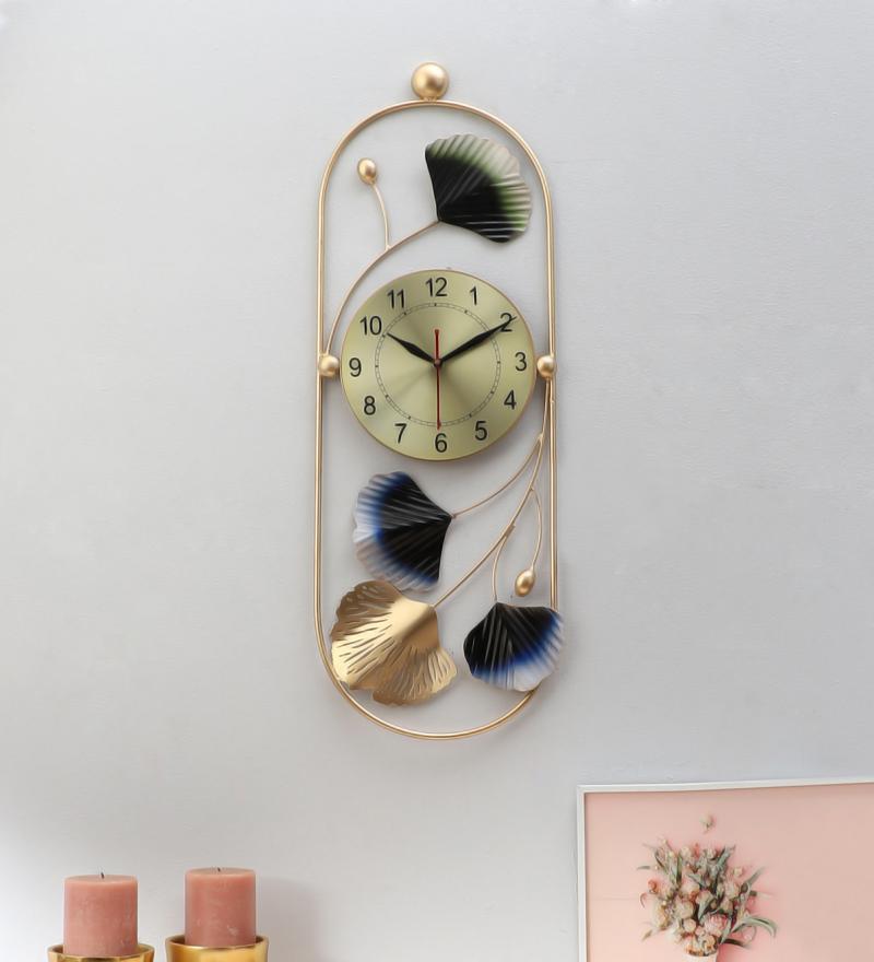 Amaya Decors Multicolor Oval Etching Clock